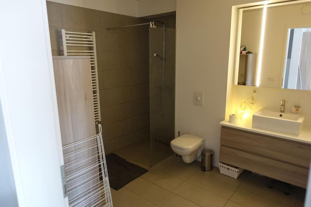 Beautiful flat in downtown Reykjavík with a veiw Apartamento Exterior foto