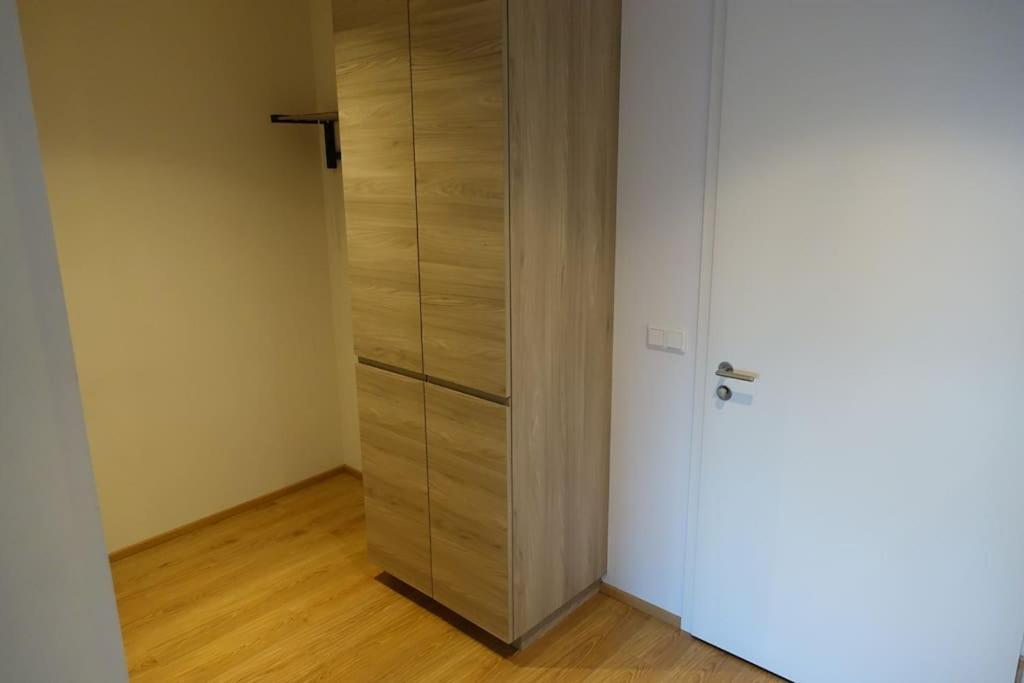 Beautiful flat in downtown Reykjavík with a veiw Apartamento Exterior foto